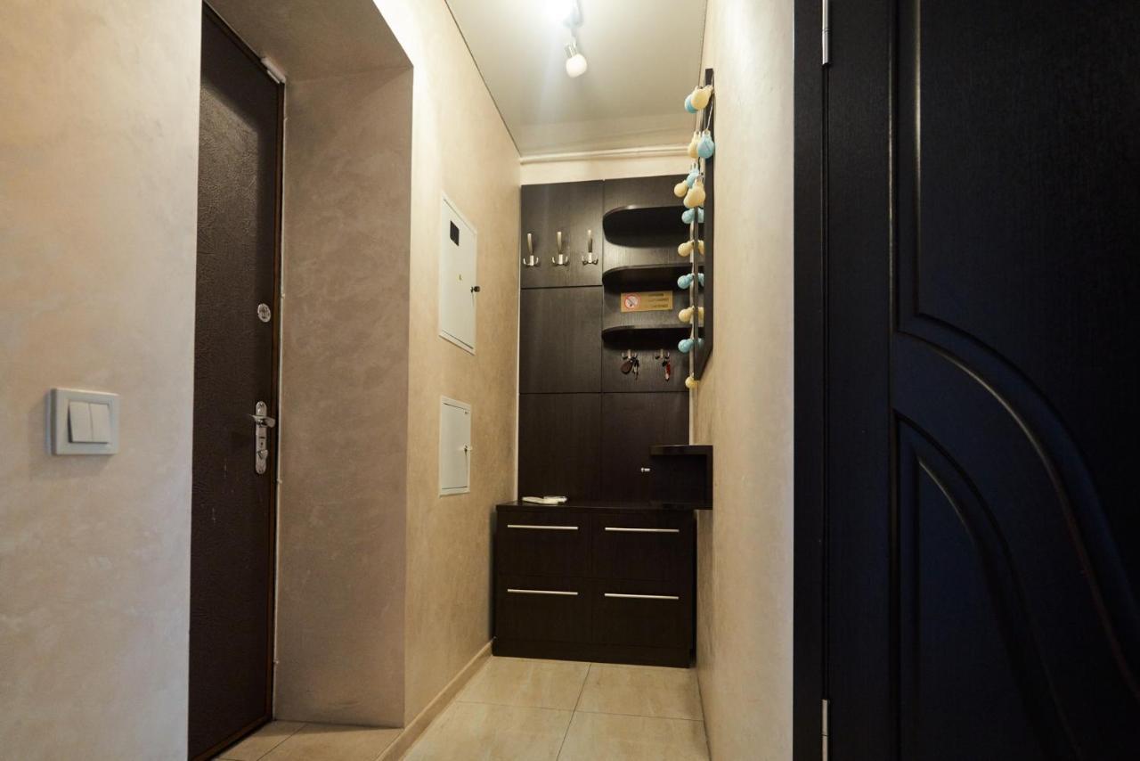 Apartment - Sobornaya Street Kremenchuk Ngoại thất bức ảnh