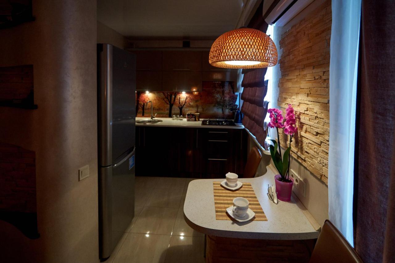Apartment - Sobornaya Street Kremenchuk Ngoại thất bức ảnh